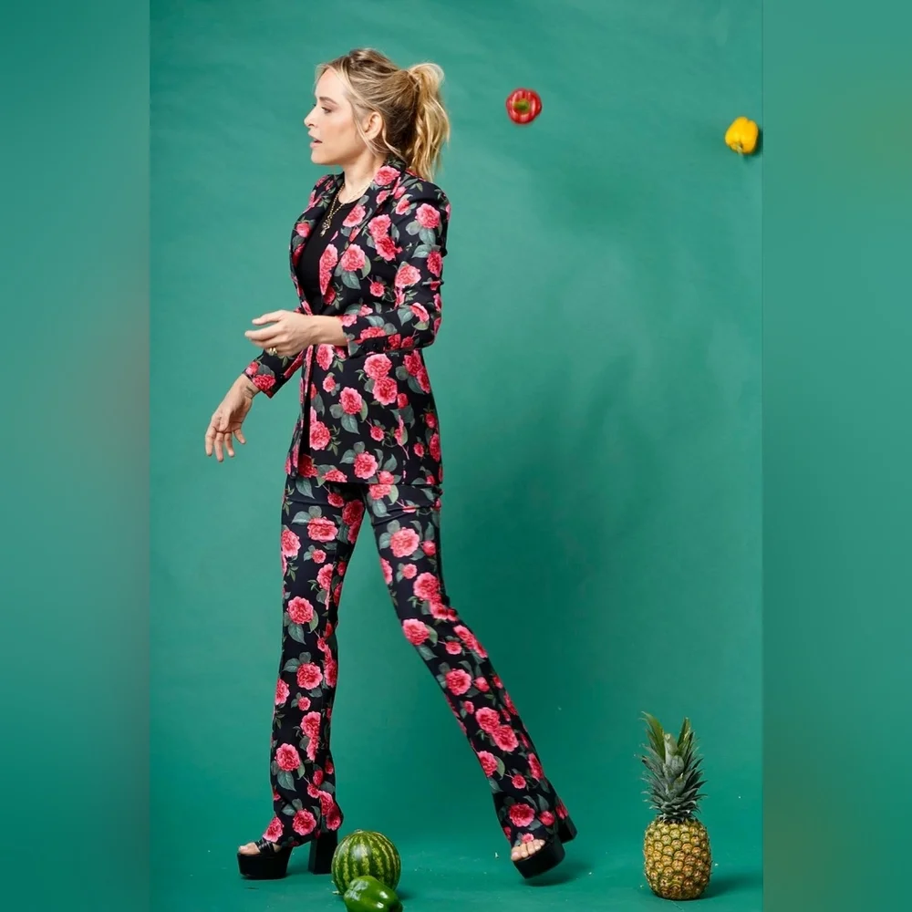 NWT! Alice + Olivia Olivia Floral Fit-and-Flare Boot-Cut Pants